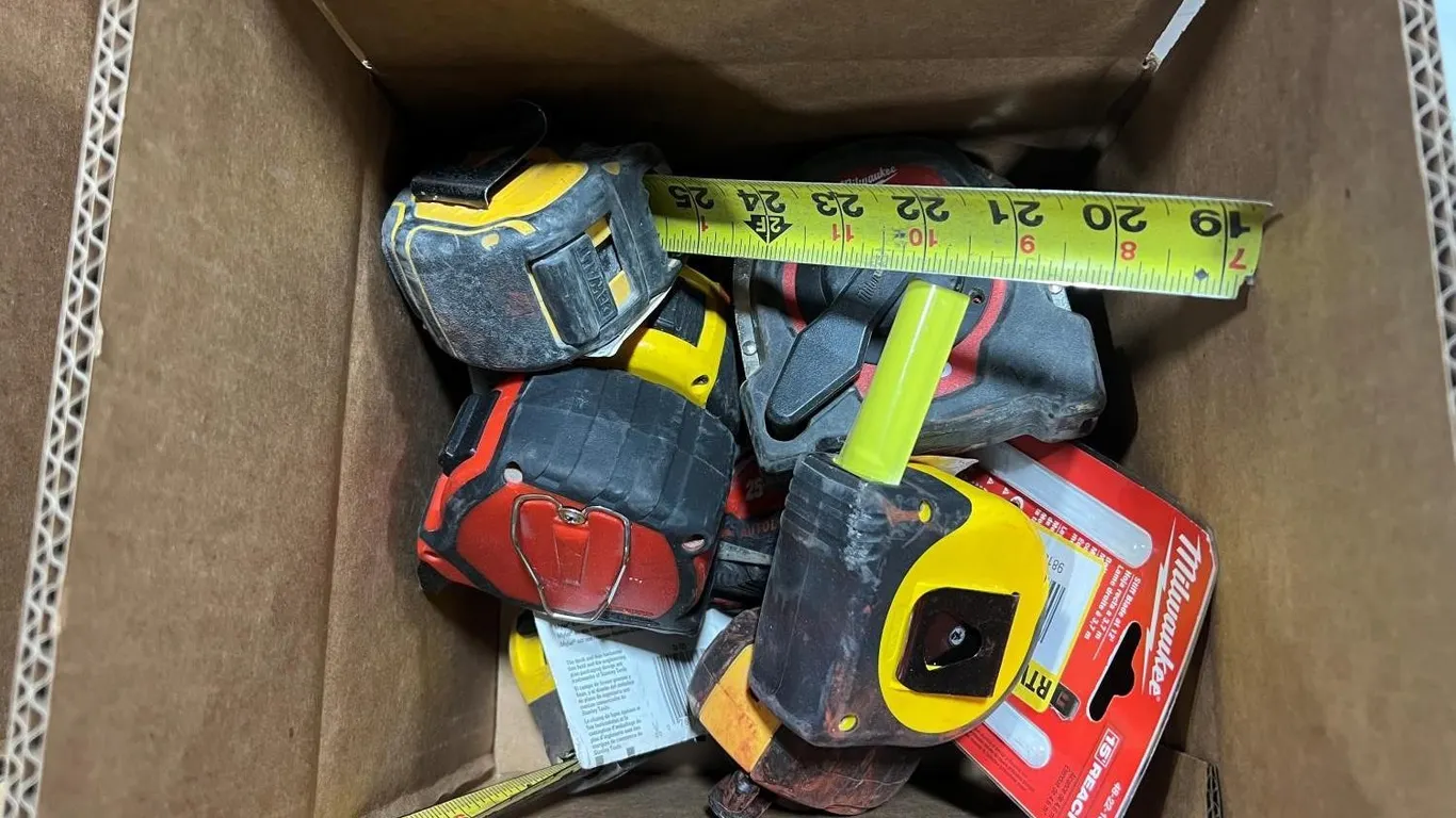 Tape Measures Lot