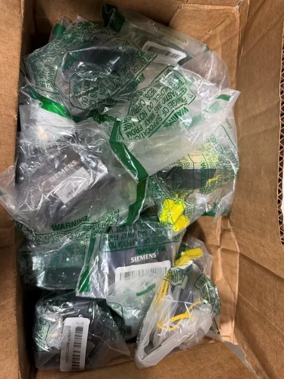 Mixed Lot Of Siemens Industrial Electrical Parts