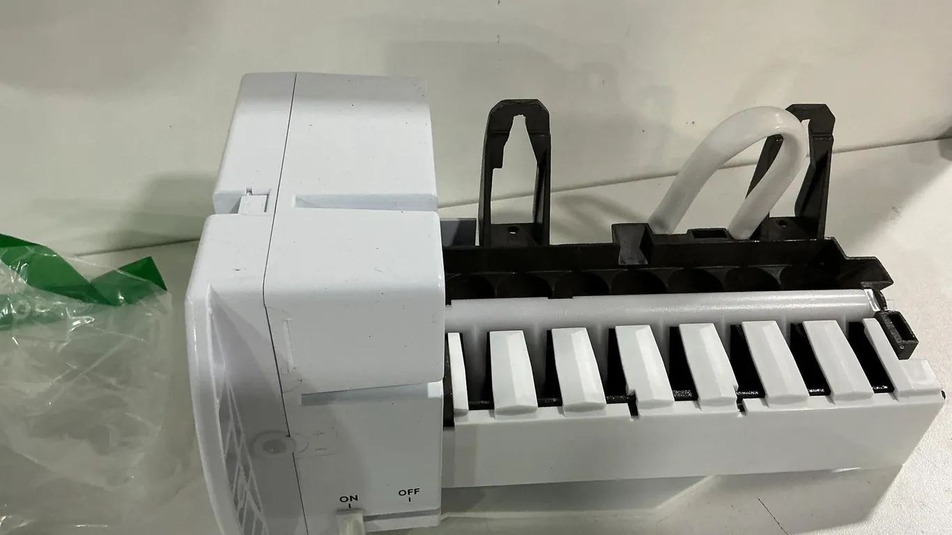 Parts Master Refrigerator Icemaker 9.75x5.5x5.5in