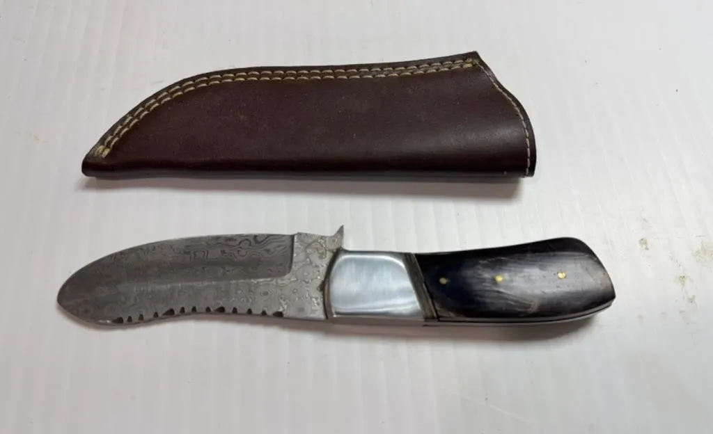 Demaska knife