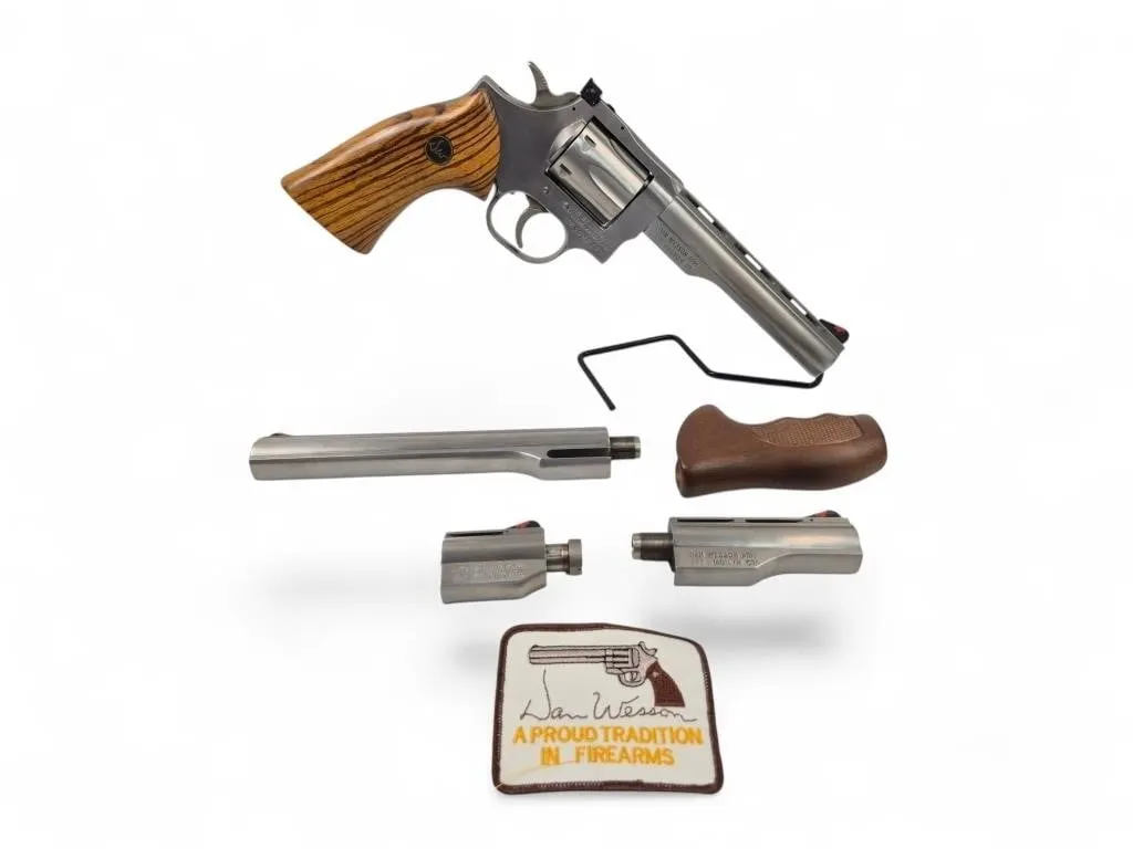 Dan Wesson Model 715 .357 Mag Revolver