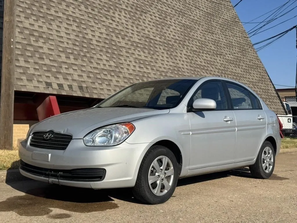 2011 Hyundai Accent GLS