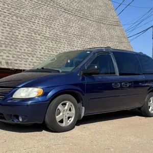2005 Dodge Grand Caravan SXT