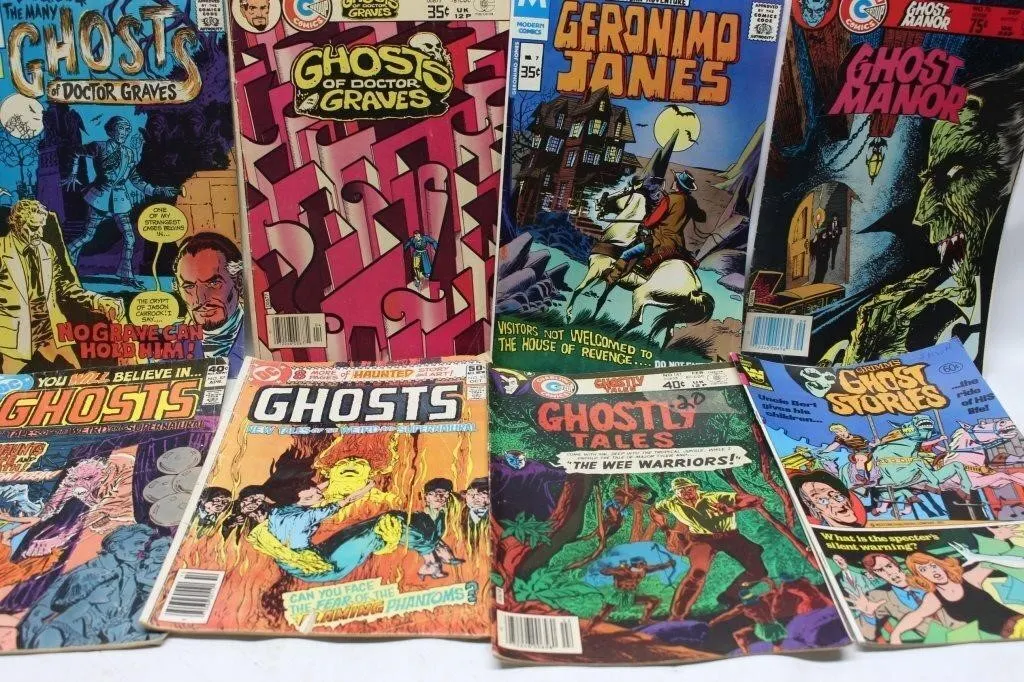 Lot of 10 Horror/Ghost Comic Books