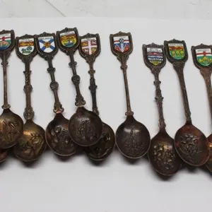 Canadian Provinces Enamel Souvenir Spoons (12)