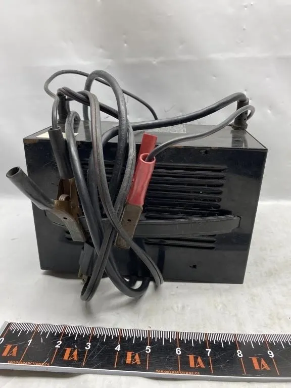 Battery Charger with Clamp Cables
