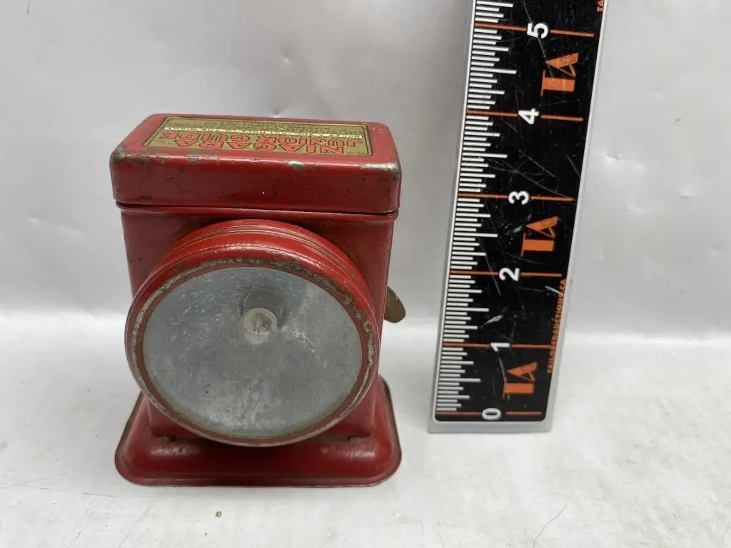 Vintage Niagara Junior Guide Flashlight