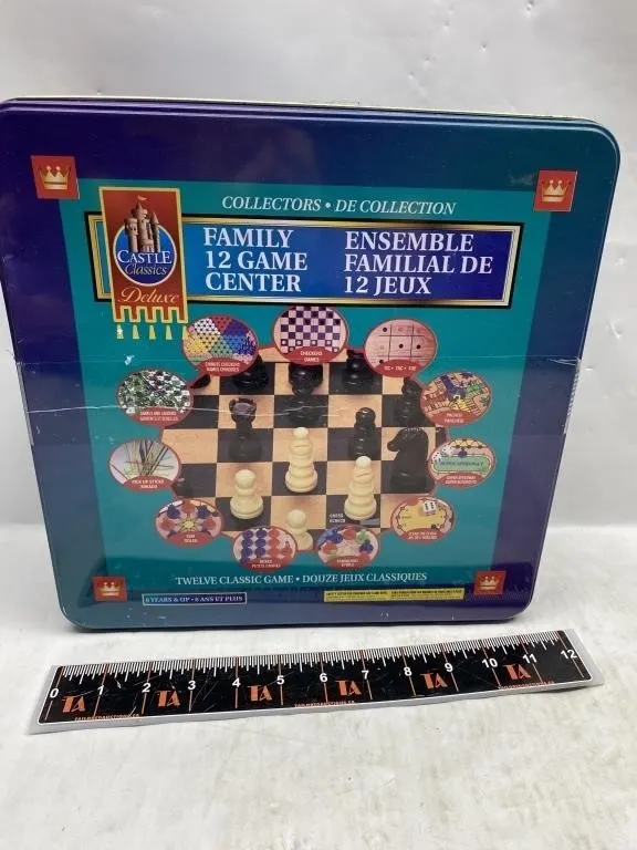 Castle Classics Deluxe Family 12 Game Center Tin