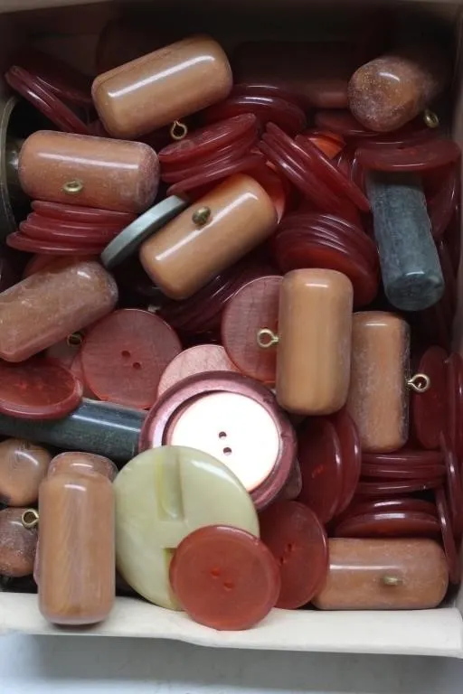Lot of Vintage Buttons & Toggles, Assorted