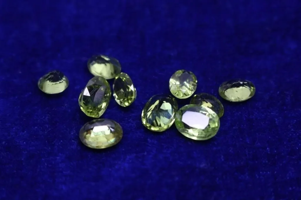17.32 ct Retail $14,700 Natural Himalayan Peridot