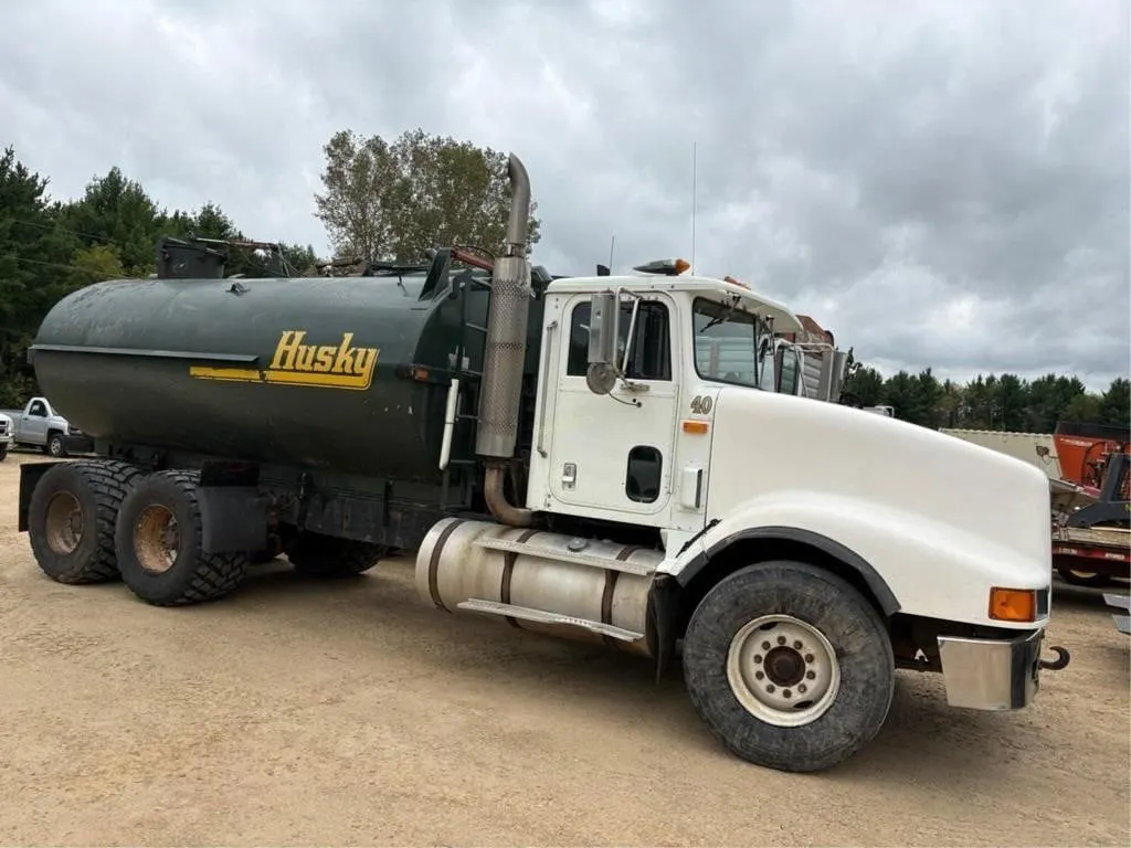 1993 International 9400 Manure Truck