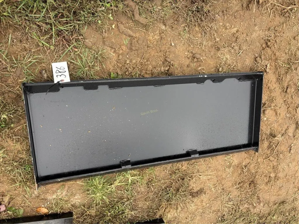 Universal Attach Skidsteer Plate