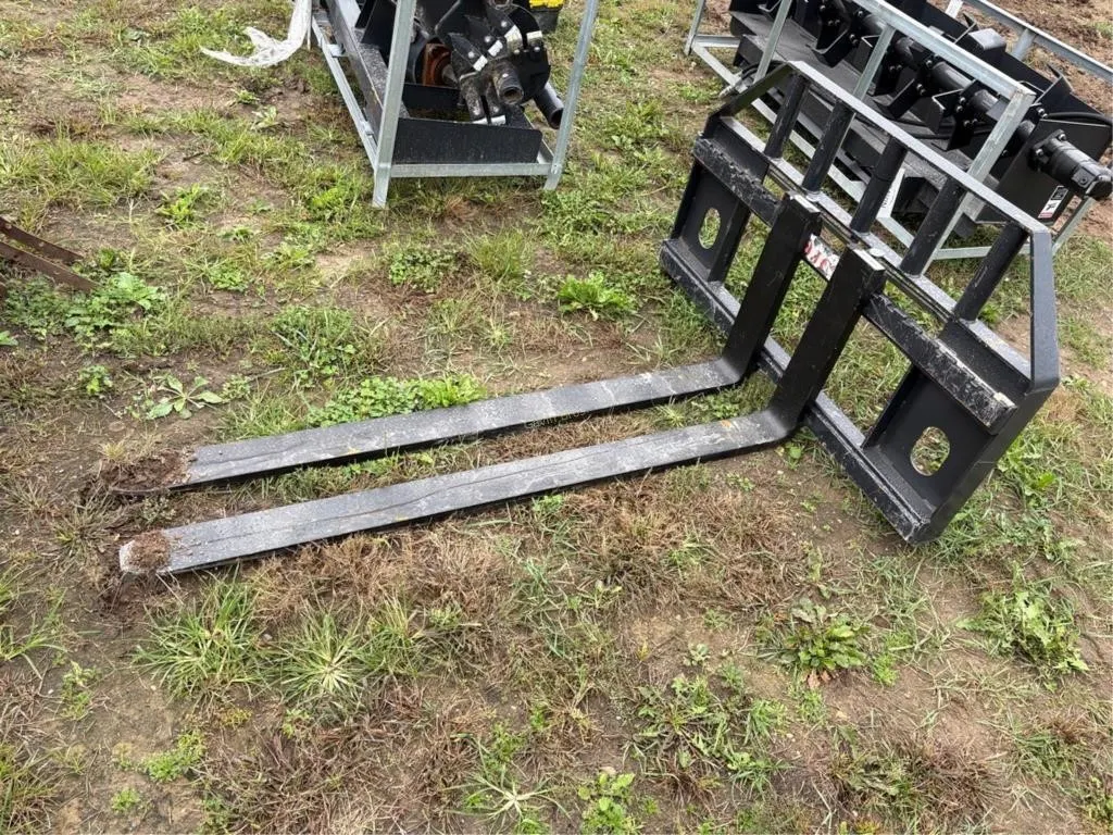 JCT 60" Pallet Forks