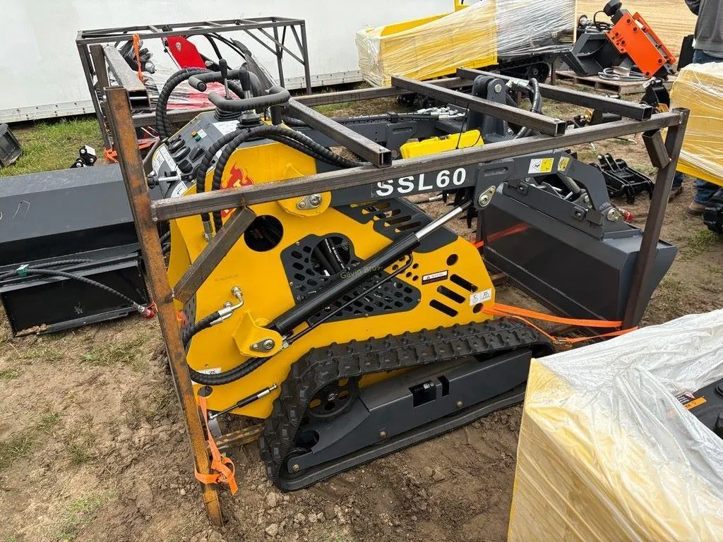 SD Lanch SSL60 Mini Skidsteer - New