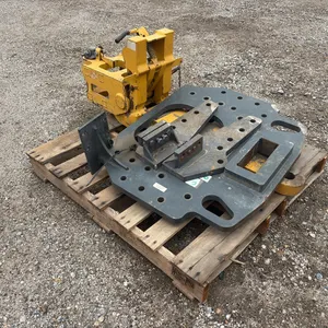 Caterpillar direct mount scraper hitch for 800 Series
