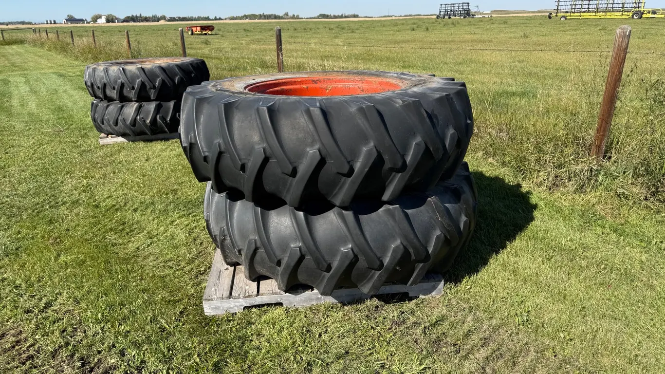 (2) Firestone 20.8-38 Tires