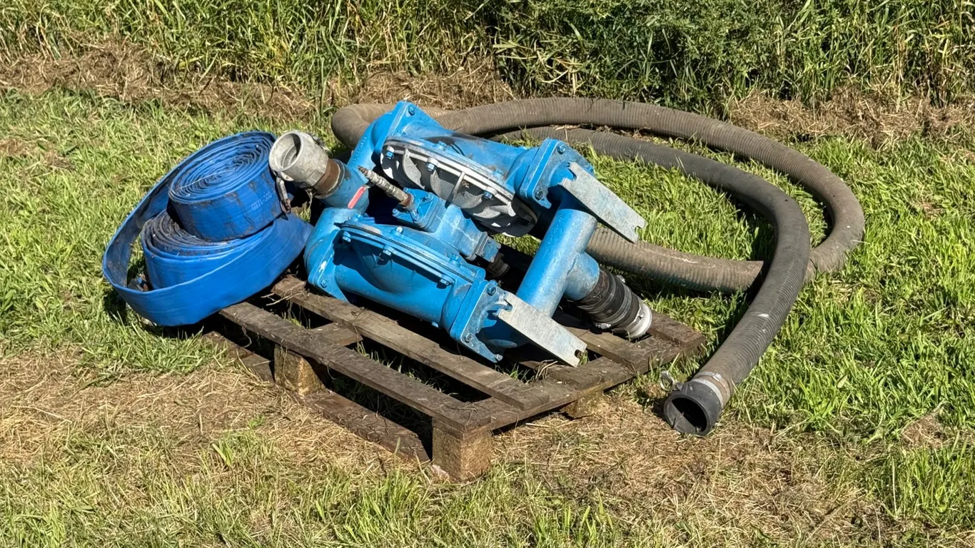 Sandpiper Pneumatic Water Pump
