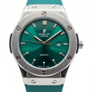 Hublot GenÃ¨ve Replica Quartz Watch with Green Dial and Rubber Strap
