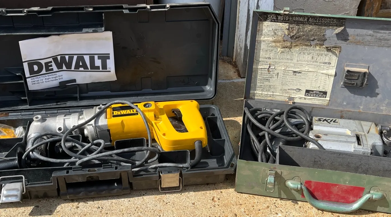 DeWalt DW120 1/2" Right Angle Drill with Case and Skil Roto-Hammer with Bits