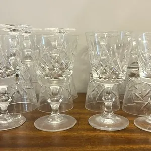 Pinwheel Crystal Wine Glasses