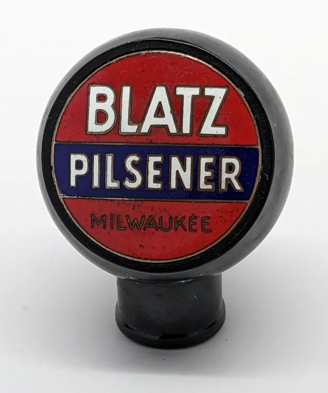 BALL TAP KNOB HANDLE BLATZ PILSENER BEER MILWAUKEE WISCONSIN