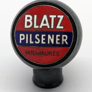 BALL TAP KNOB HANDLE BLATZ PILSENER BEER MILWAUKEE WISCONSIN