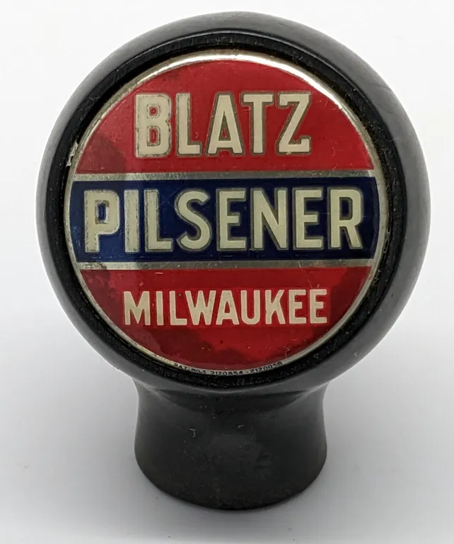 BALL TAP KNOB HANDLE BLATZ PILSENER BEER MILWAUKEE WISCONSIN