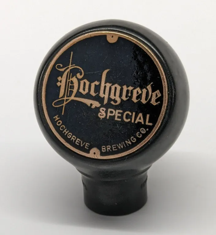 BALL TAP KNOB HANDLE HOCHGREVE SPECIAL BEER GREEN BAY WISCONSIN (GREN DUCK)