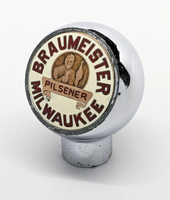 BALL TAP KNOB HANDLE BRAUMEISTER PILSENER BEER MILWAUKEE WISCONSIN (ROBBINS)