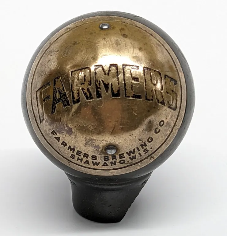 BALL TAP KNOB HANDLE FARMERS BEER SHAWANO WISCONSIN (DAKA-WARE)