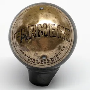BALL TAP KNOB HANDLE FARMERS BEER SHAWANO WISCONSIN (DAKA-WARE)