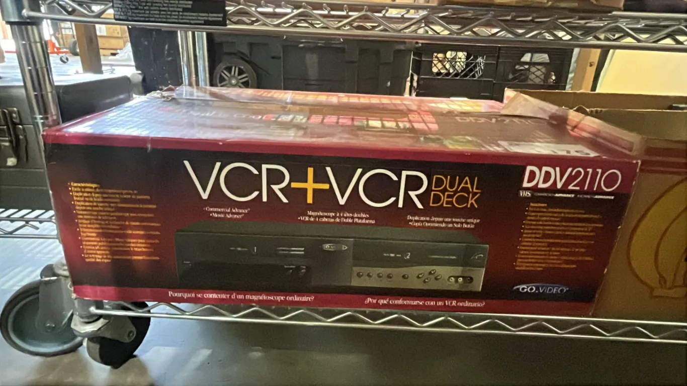 GO VIDEO DDV 2110 DUAL- DECK VCR PLUS+ VHS TAPE PLAYER AND RECORDER