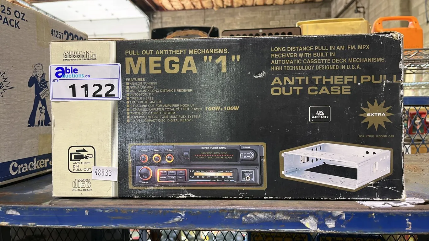 VINTAGE MEGA '1' PULL-OUT AM/FM CASSETTE CAR STEREO RECIEVER