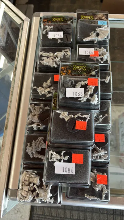 (15) ASSORTED HORDES MINIATURES: TROLLBLOODS, CIRCLE OROBOROS & MINIONS
