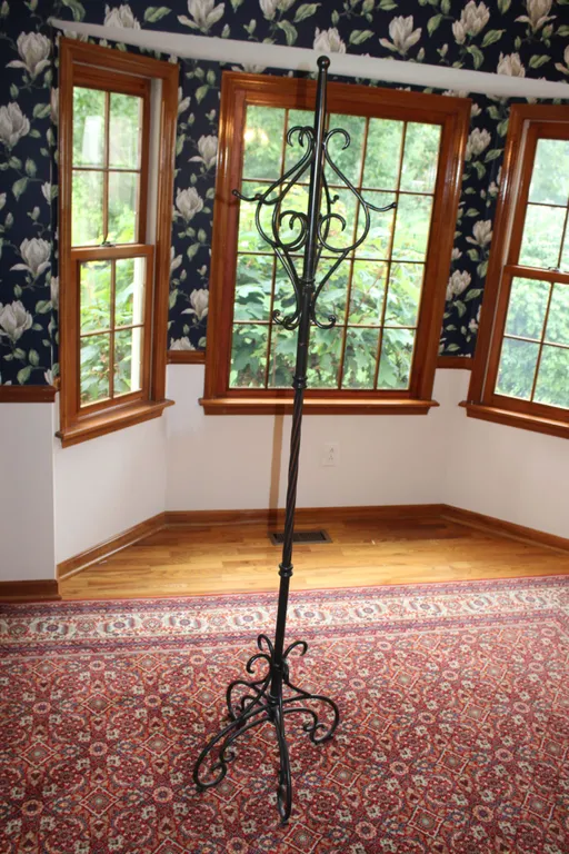 Coat Tree