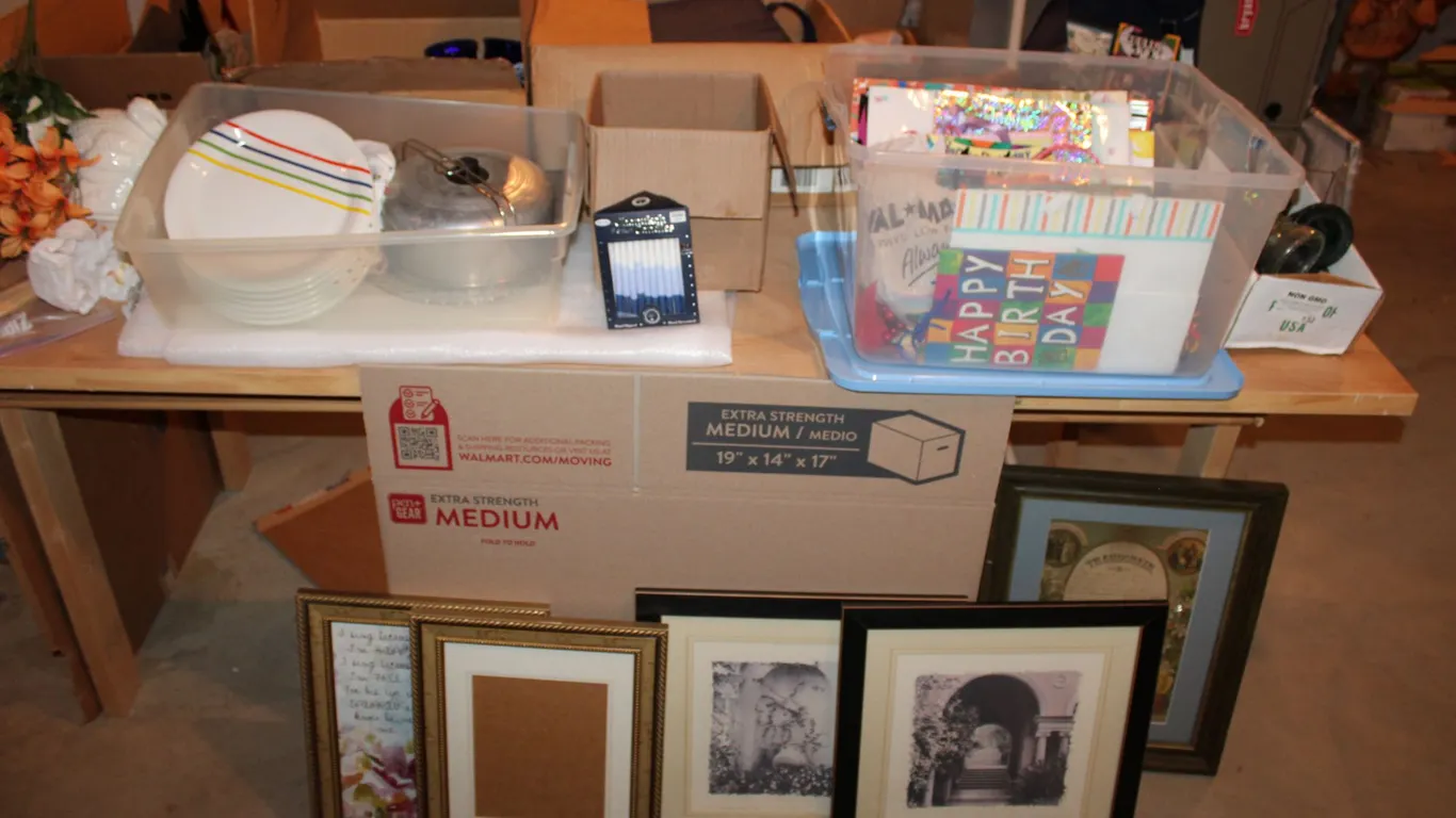 Table Top Lot