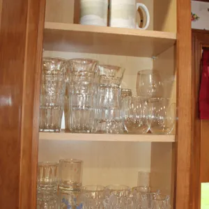 Assorted Drinking Glasses & Mugs