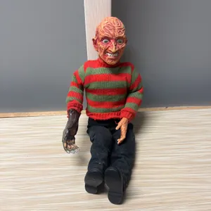 1989 Freddy Doll