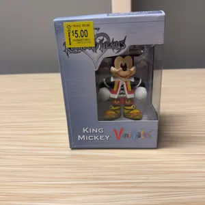 Kingdom Hearts King Mickey Figure