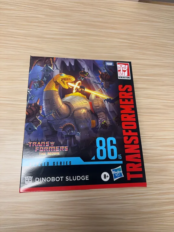 Transformers Studio Series 86 86-15 Leader Class Dinobot Sludge Figure