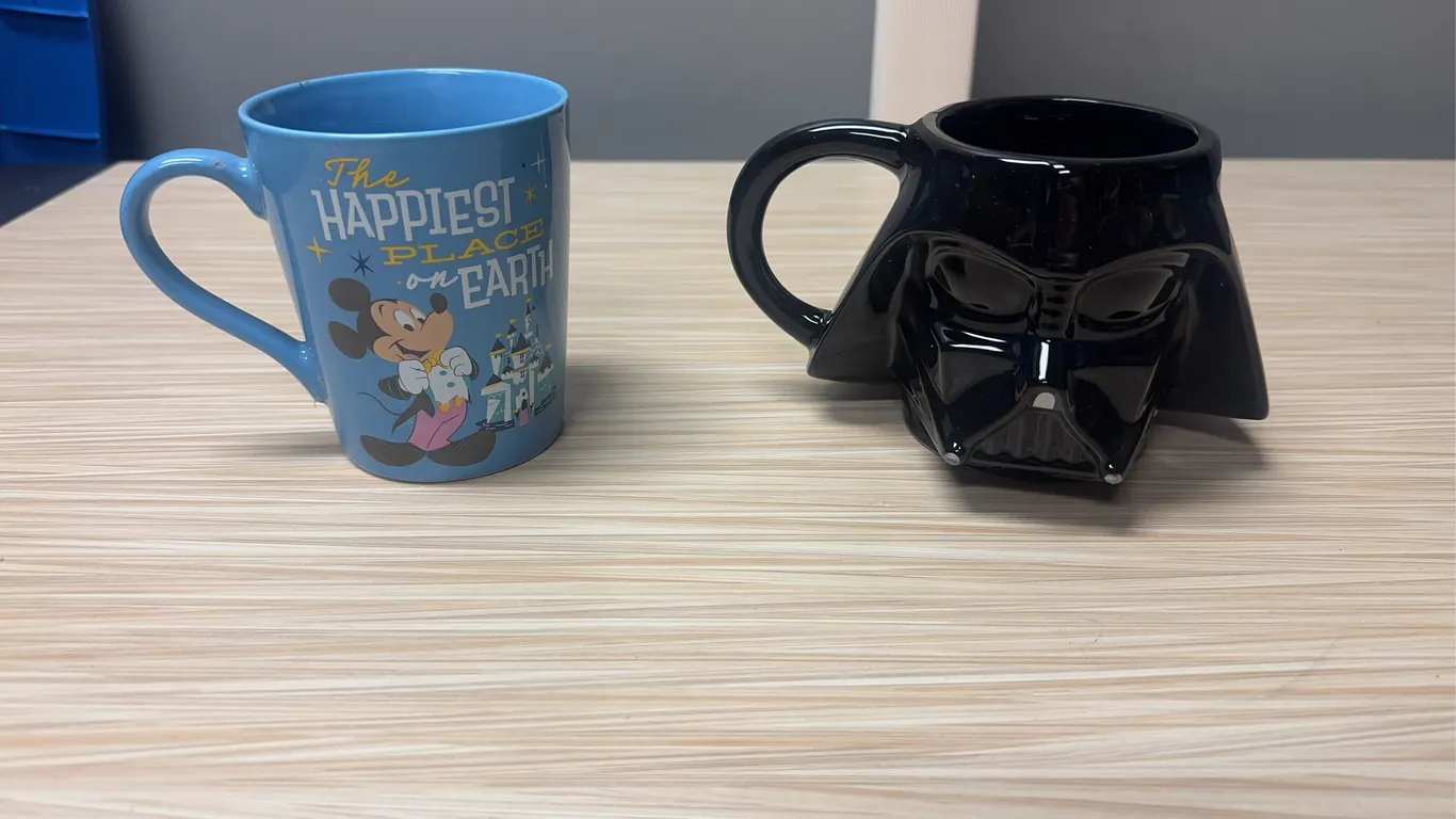 Star Wars / Mickey Mugs