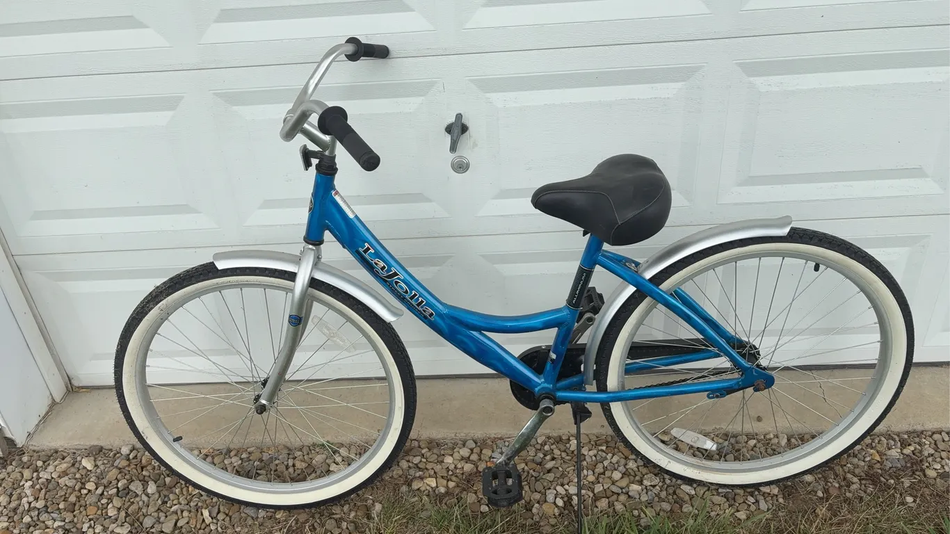 Next LaJolla Girls/Ladies Bike