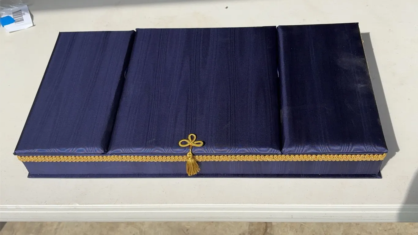 New in the Package Jewelry Box