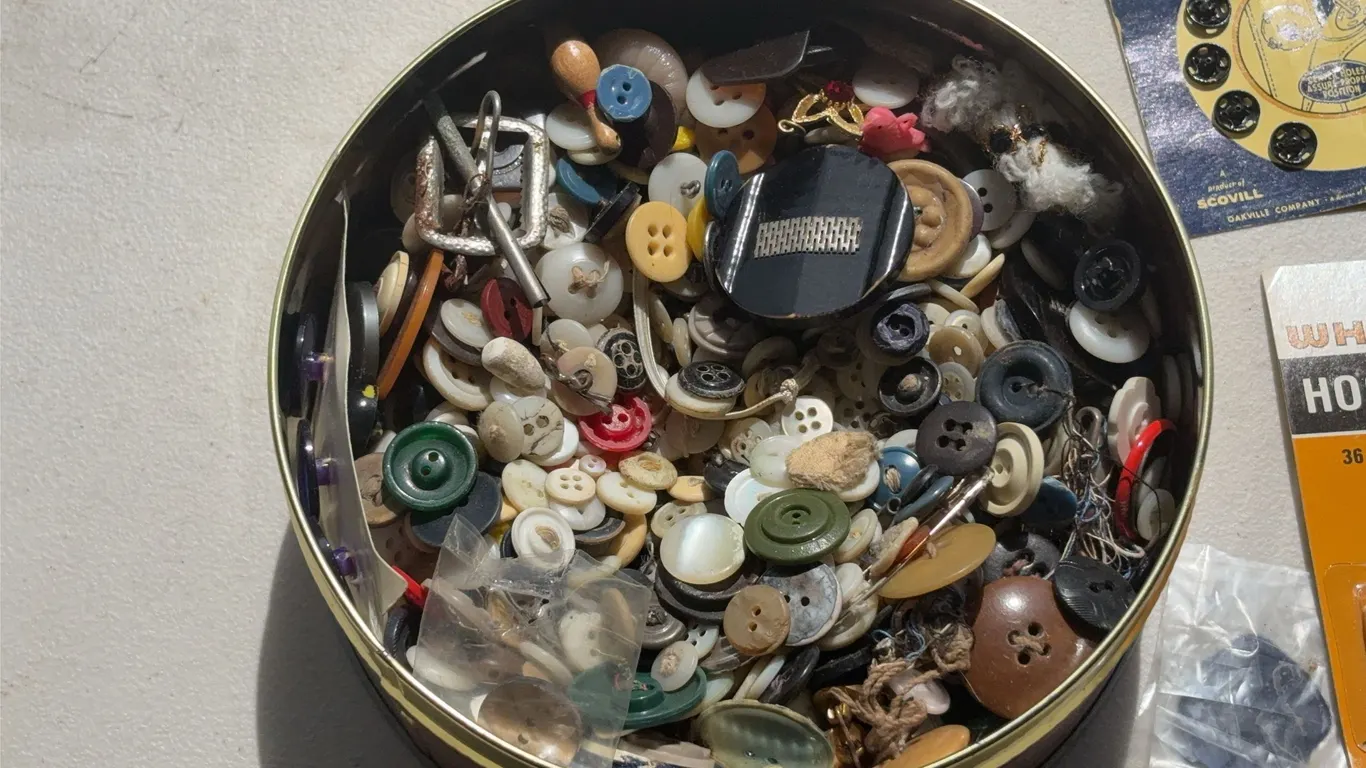 Buttons