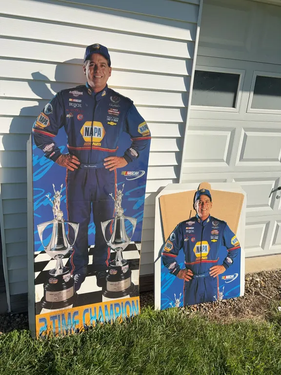 Stand up Napa Race Car Figures