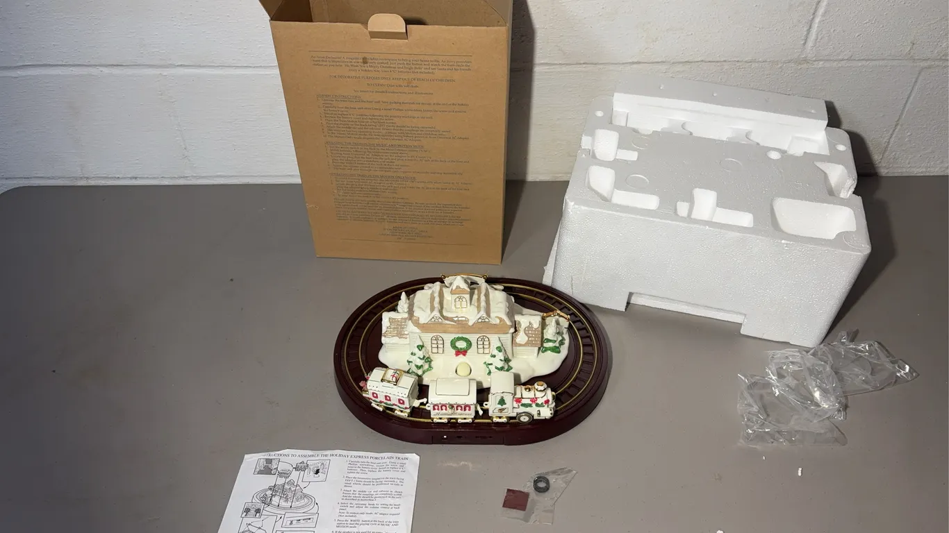 Avon Holiday Express Porcelain Train