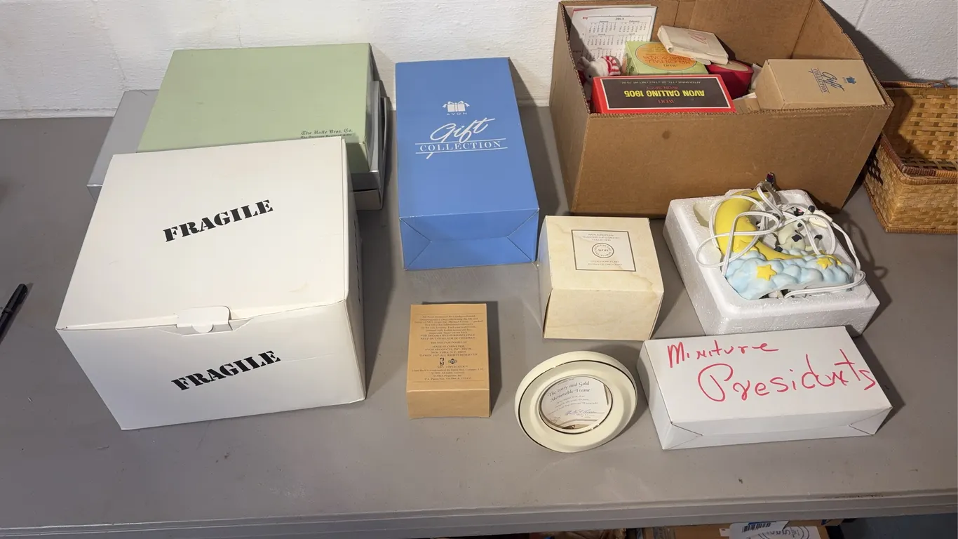 Avon Lot