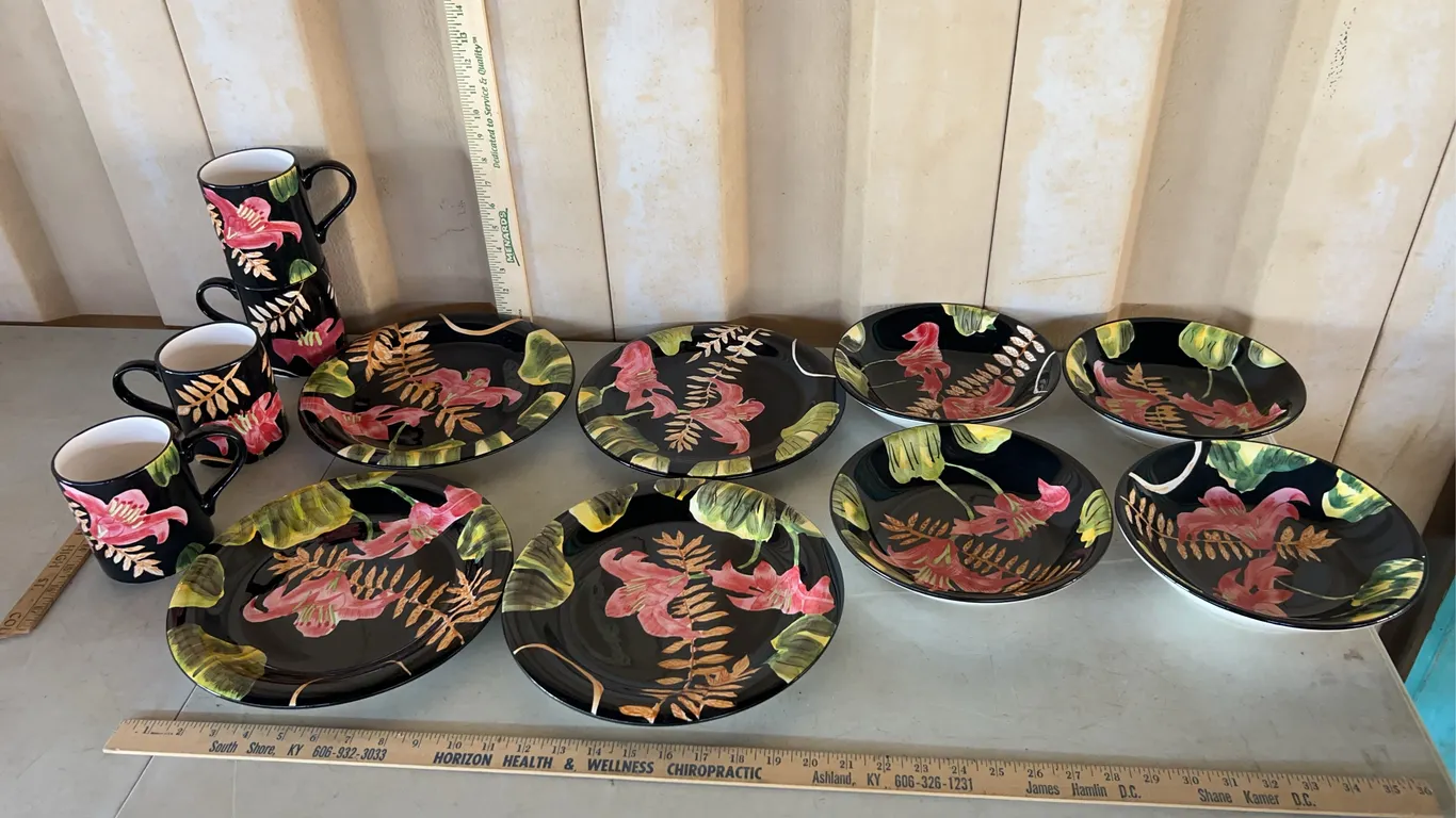 Totally Today Flower Pattern Dish Set Serving For 4