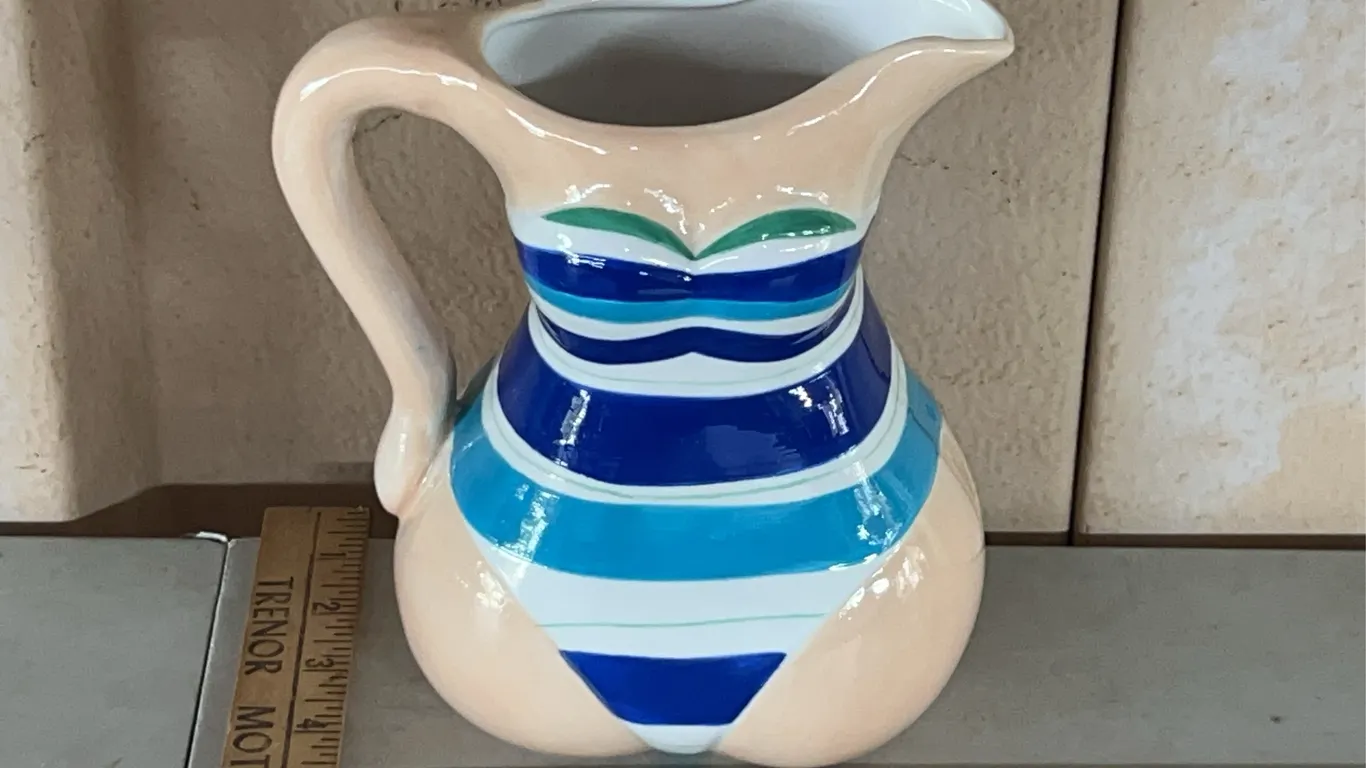 2003 Daniel Dela Cruz Enesco Swimsuit Pitcher 7" Tall