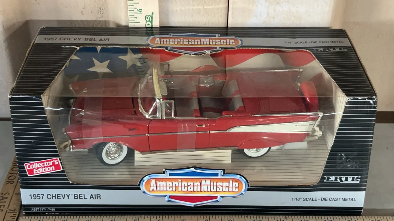 1991 Ertl American 1957 Chevy Bel Air 1:18 Scale Diecast Car
